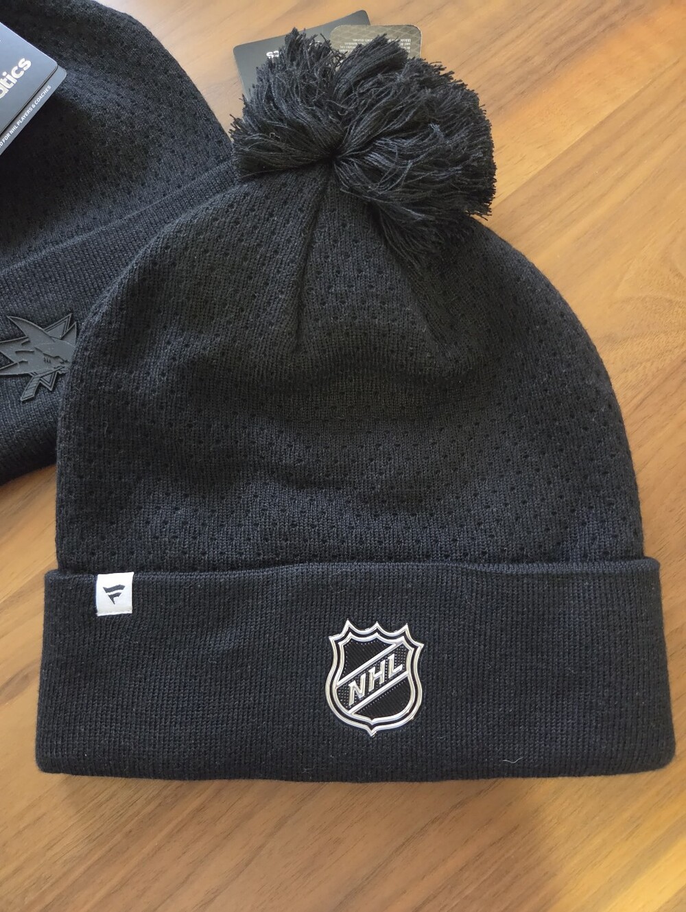 NWT San Jose Sharks Fanatics Authentic Pro Road Blackout Cuffed Pom Beanie Hat